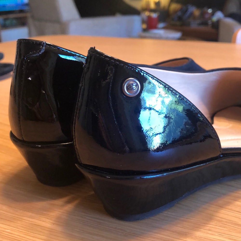 NWOT nuture black peep toe wedges. - Picture 3 of 6